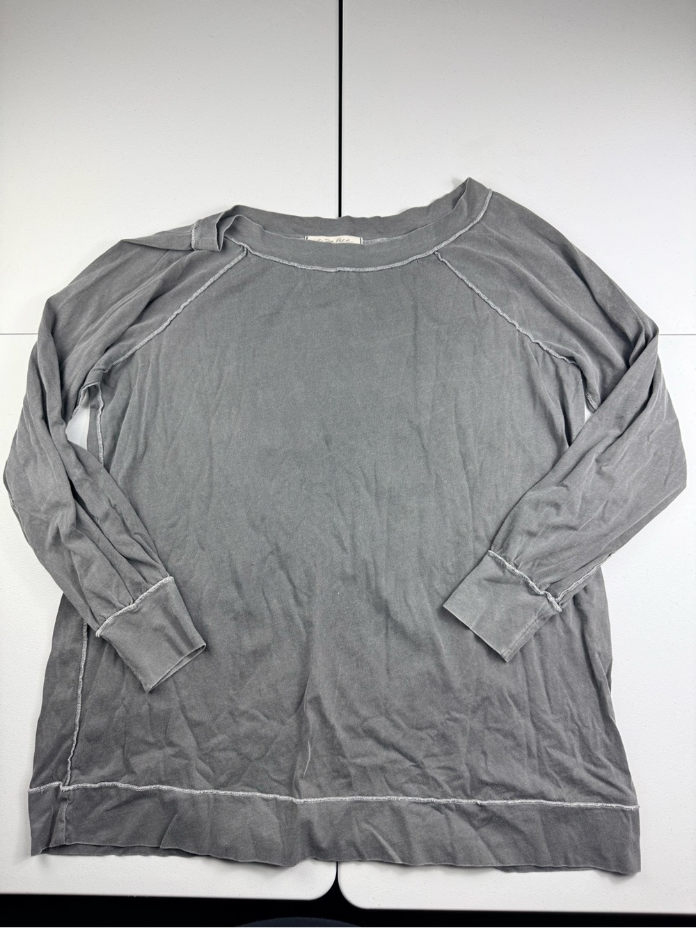 We the free womens Long Sleeve Crewneck Sweatshirt - Light Grey